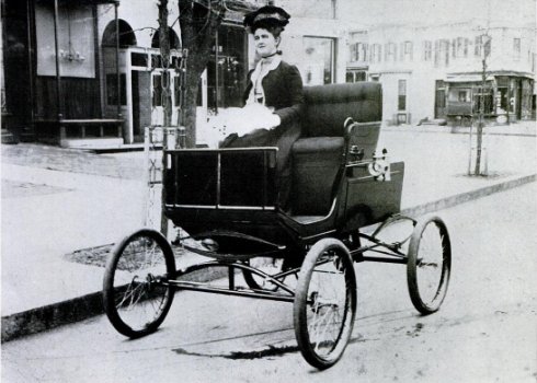 First American Woman to Obtain a Driver's License