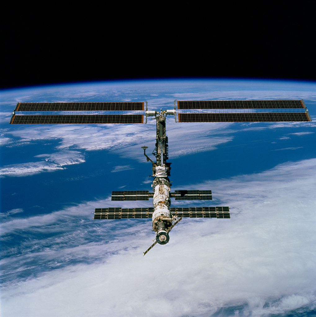 Space Station in 2000