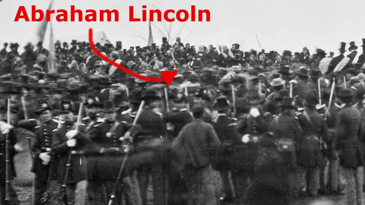 Crowd with Abraham Lincoln at Gettysburg