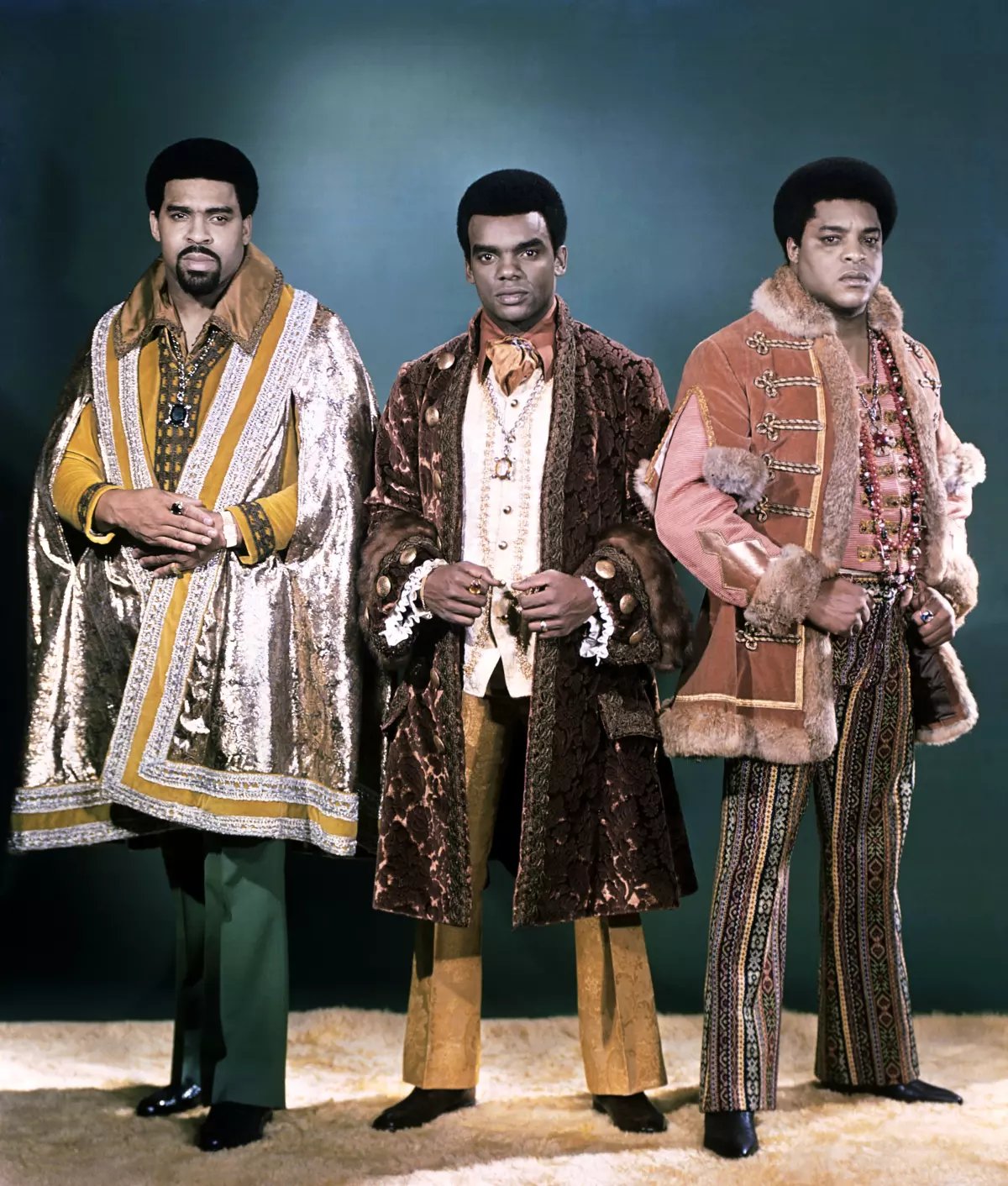 Rudolph Isley (left) with Ronald Isley (middle) and O'Kelly Isley Jr. (right)
